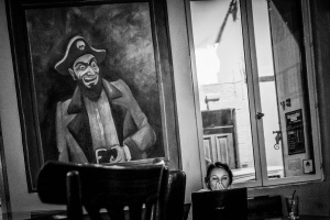 jeune-fille-au-pirate